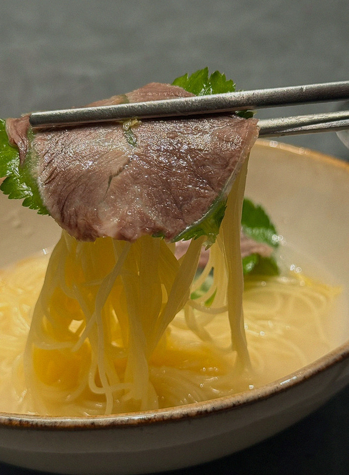 WOOHANA Jonggak · a warm soup to finish the course