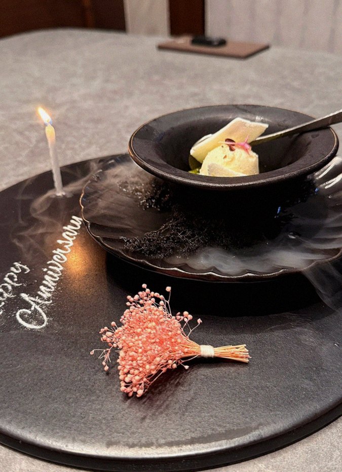 WOOHANA Jonggak · a plated course of Hanwoo beef