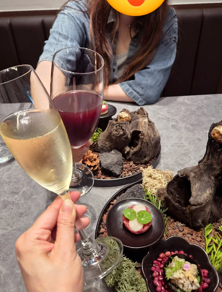 WOOHANA Jonggak · drink pairings