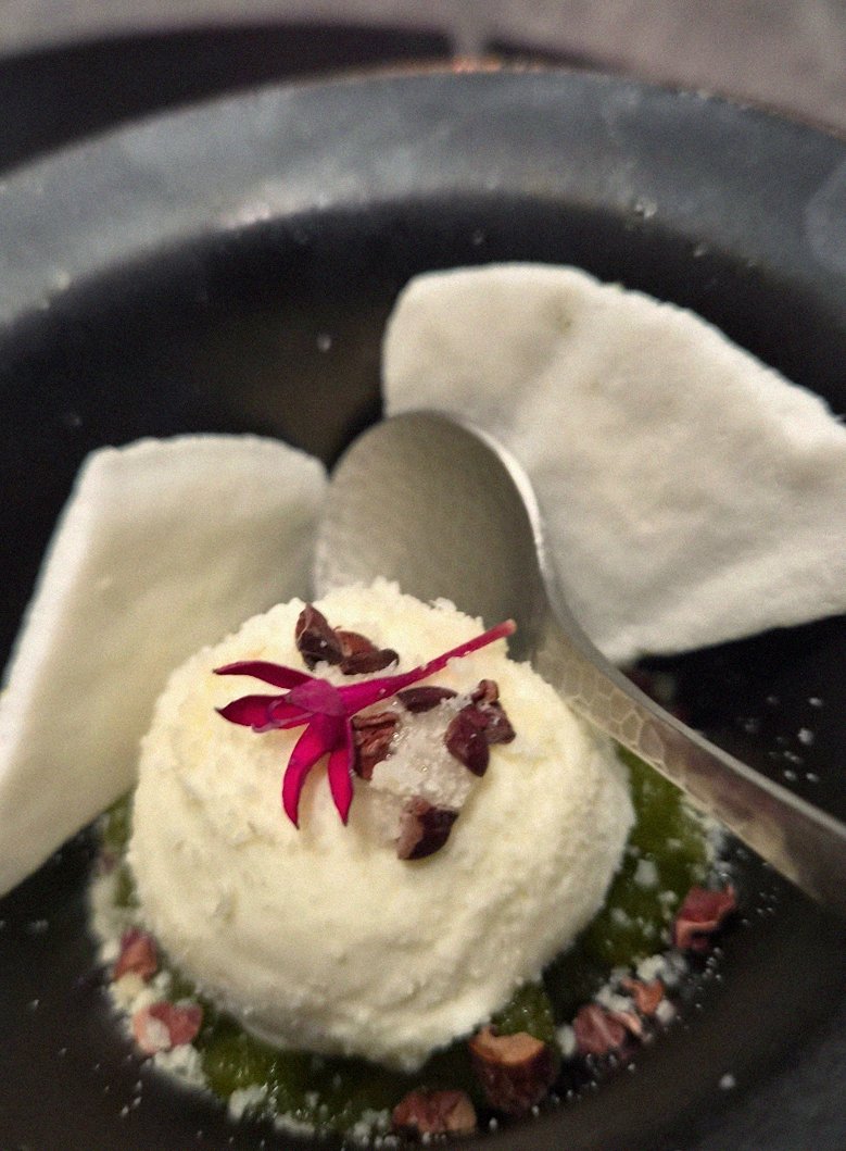 WOOHANA Jonggak · the rice course with accompaniments