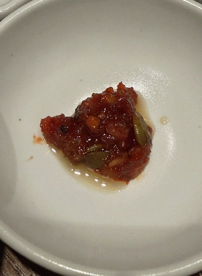 우하나 종각역점 · 광화문 맛집 한우오마카세 · 신선한 한우 육회