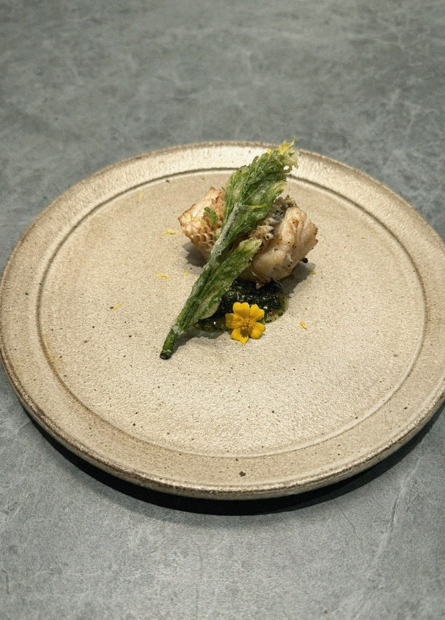 WOOHANA Jonggak · a plated course of Hanwoo beef