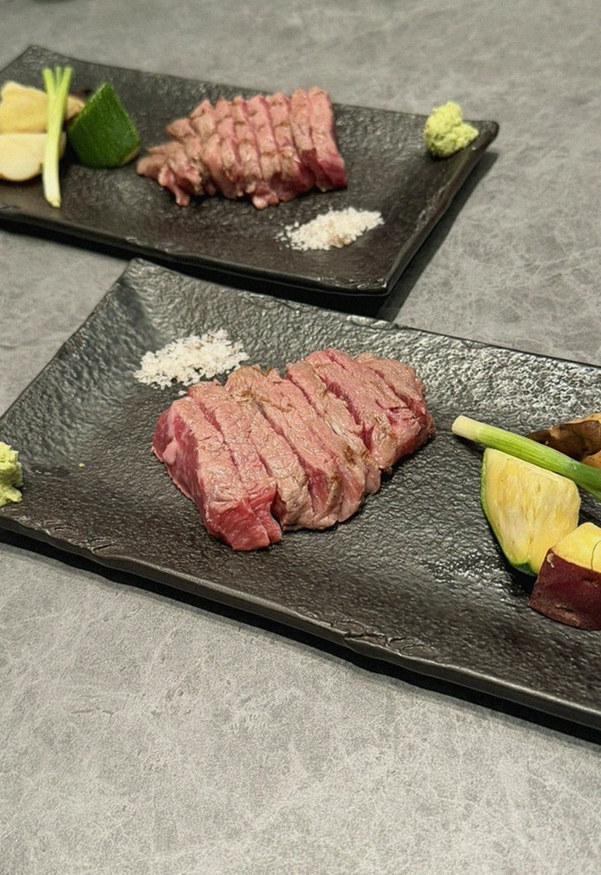 WOOHANA Jonggak · a plated course of Hanwoo beef