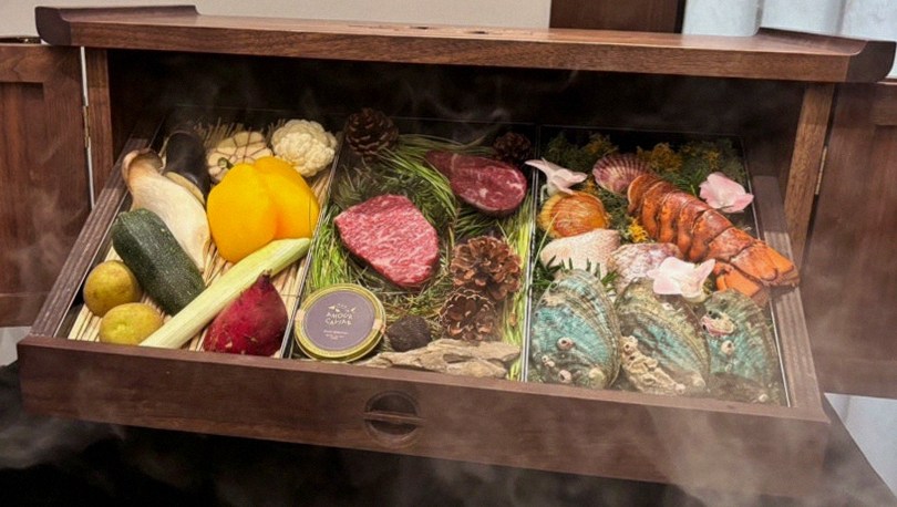 우하나 종각역점 · 종각 맛집 광화문 맛집 · 시그니처 한우 쇼잉 — 진열함에 담긴 마블링 한우와 캐비아