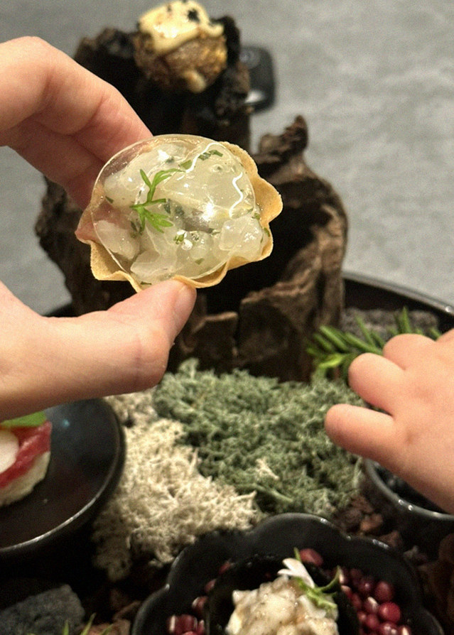 우하나 여의도점 · 여의도 룸식당 여의도 맛집 · 신선한 한우 육회