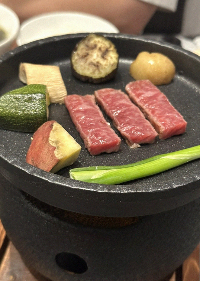 우하나 여의도점 · 여의도 룸식당 여의도 맛집 · 비장탄 그릴 위에서 익어가는 한우