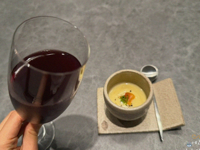 WOOHANA Yeouido · 搭配饮品