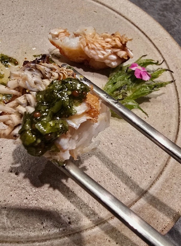 WOOHANA Yeouido · seafood course served alongside the beef
