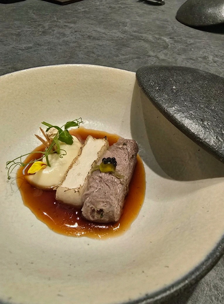 WOOHANA Yeouido · a plated course of Hanwoo beef