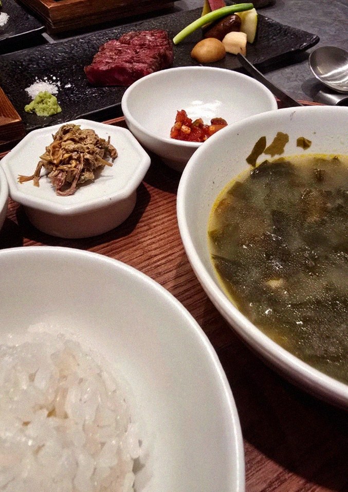WOOHANA Yeouido · assorted Korean side dishes (banchan)