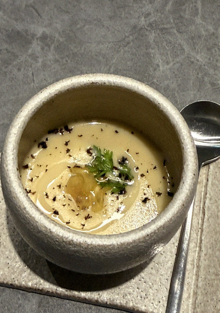 WOOHANA Yeouido · a warm soup to finish the course