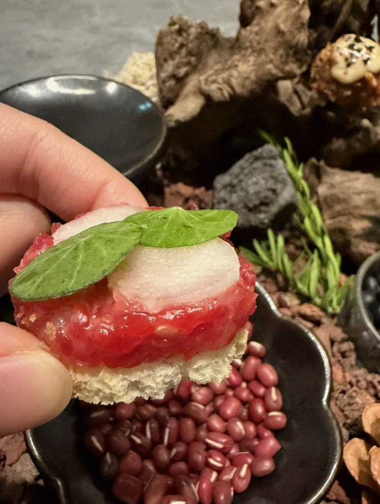 WOOHANA Yeouido · fresh Hanwoo beef tartare (yukhoe)