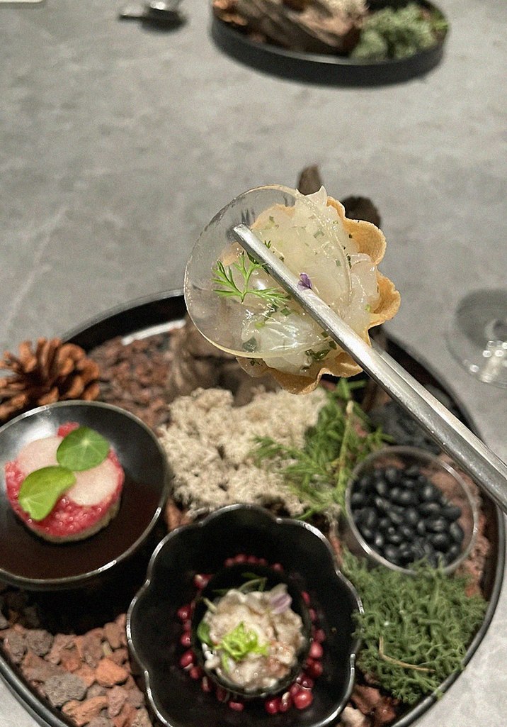 우하나 여의도점 · 여의도 룸식당 여의도 맛집 · 신선한 한우 육회