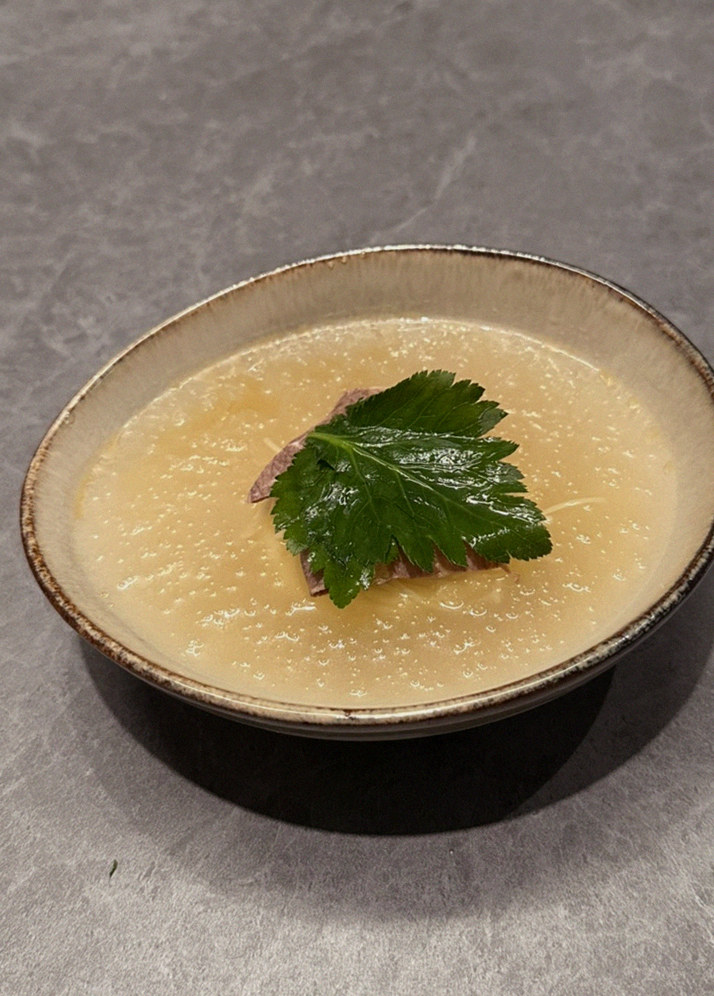WOOHANA Yeouido · 締めの温かいスープ