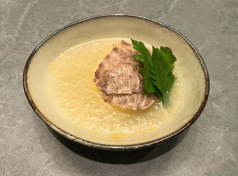 WOOHANA Yeouido · a warm soup to finish the course