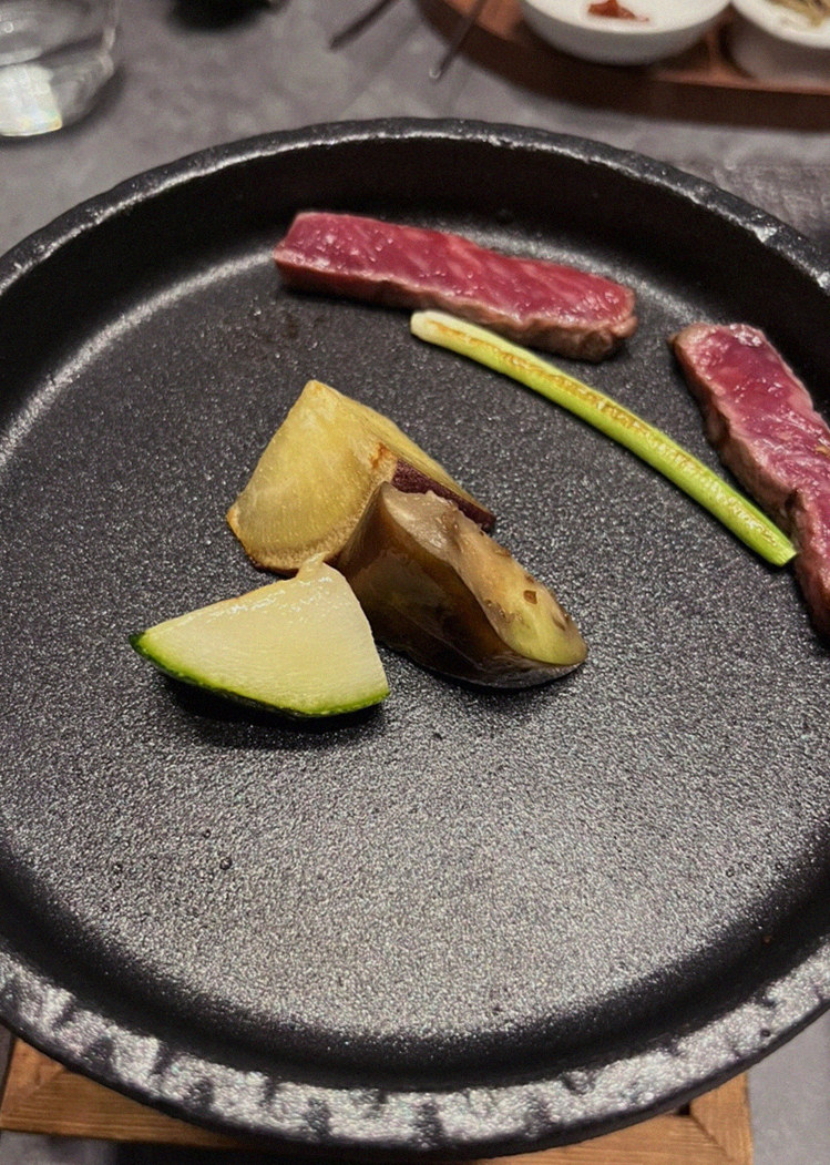 WOOHANA Yeouido · a plated course of Hanwoo beef
