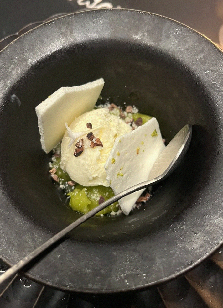 WOOHANA Yeouido · fresh Hanwoo beef tartare (yukhoe)