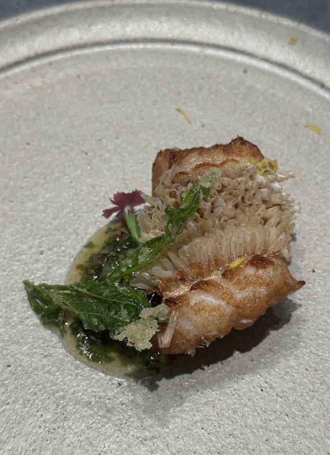 WOOHANA Yeouido · コースに添えられる海鮮料理