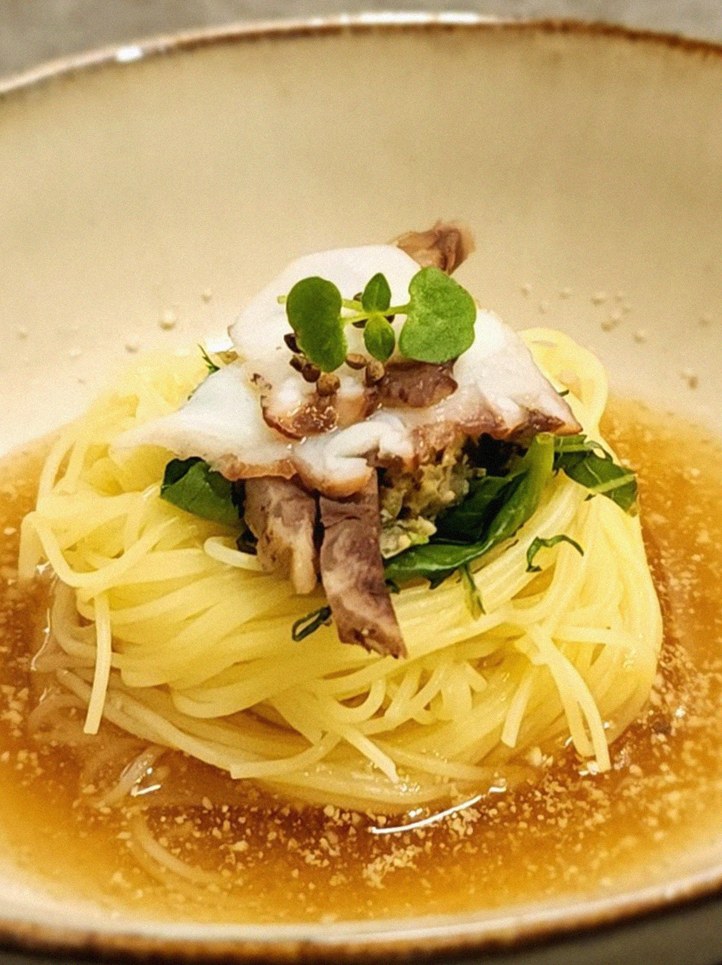 GOWOOGA Gwanghwamun · a plated course of Hanwoo beef