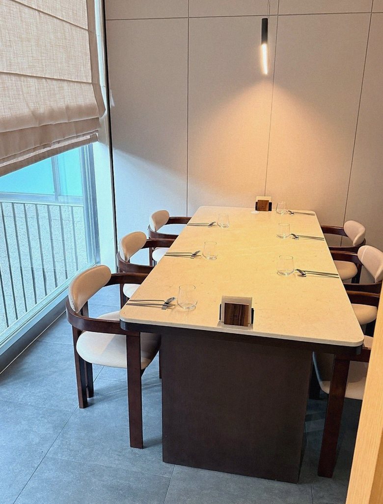 WOOARA Gwanghwamun · a private dining room — every table is a private room
