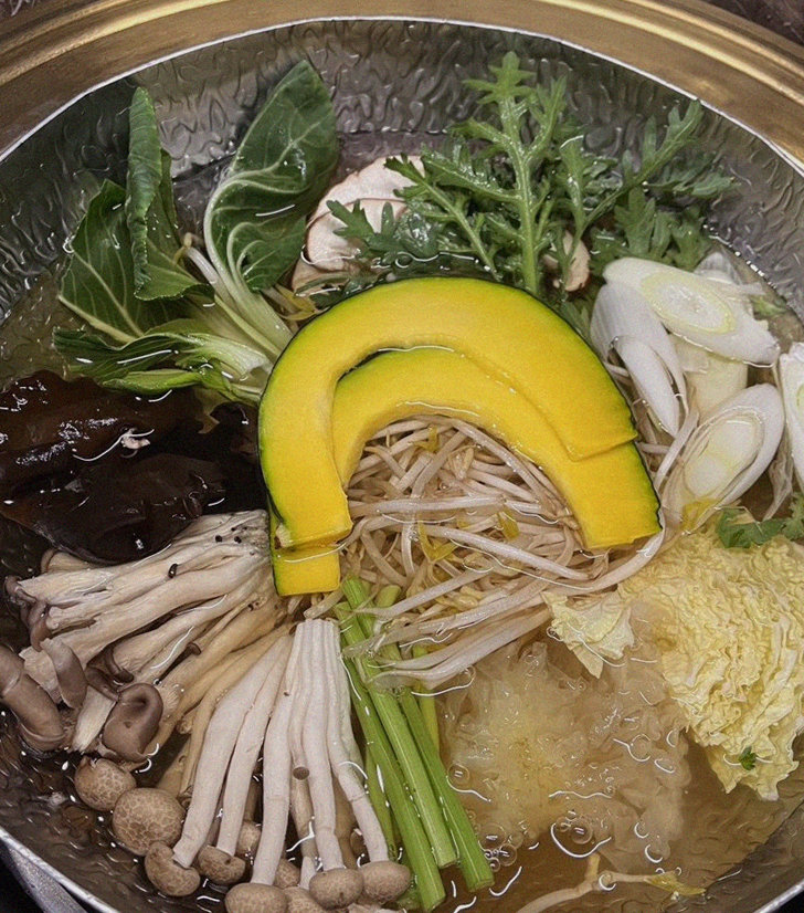 DAEBOJUNG City Hall · 締めの温かいスープ