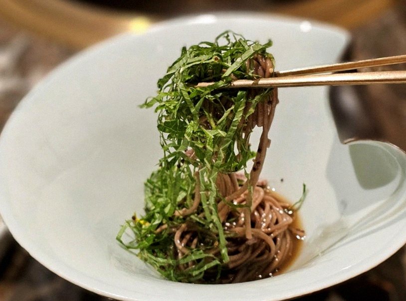 대보정 여의도점 · 더현대서울 맛집 · 한 접시씩 정성껏 플레이팅된 한우 코스 요리