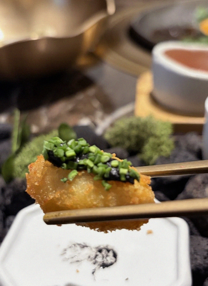 DAEBOJUNG City Hall · 新鲜韩牛生拌牛肉