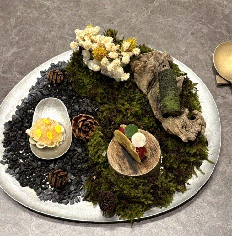 고우가 광화문점 · 안국 역 데이트 맛집 · 코스에 곁들여지는 해산물 요리