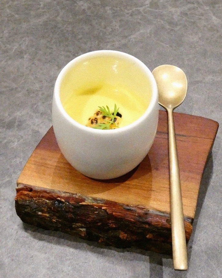 고우가 광화문점 · 안국 역 데이트 맛집 · 따뜻하게 마무리하는 국물 요리