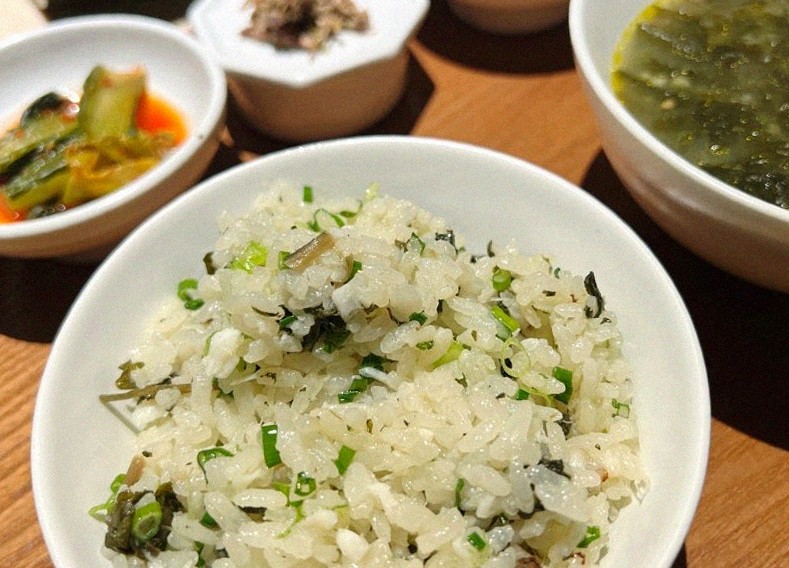 WOOARA Yeouido · 主食与配菜
