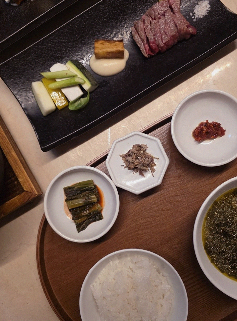 WOOARA Yeouido · 精致的韩式小菜