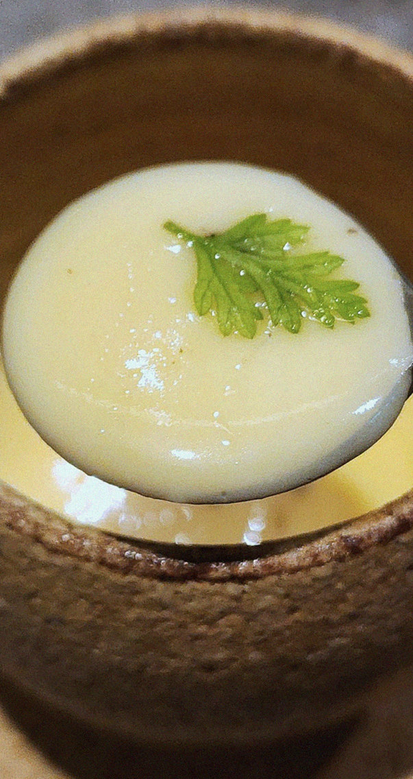 WOOHANA Jonggak · 食事コースとお供