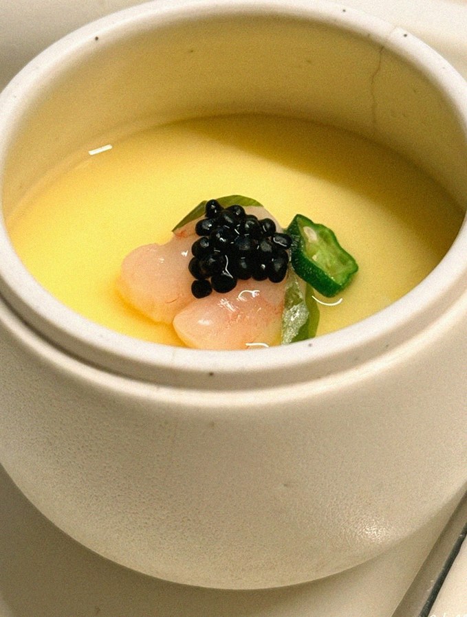 WOOARA Gwanghwamun · fresh Hanwoo beef tartare (yukhoe)