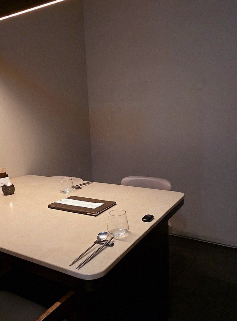 WOOARA Gwanghwamun · a private dining room — every table is a private room