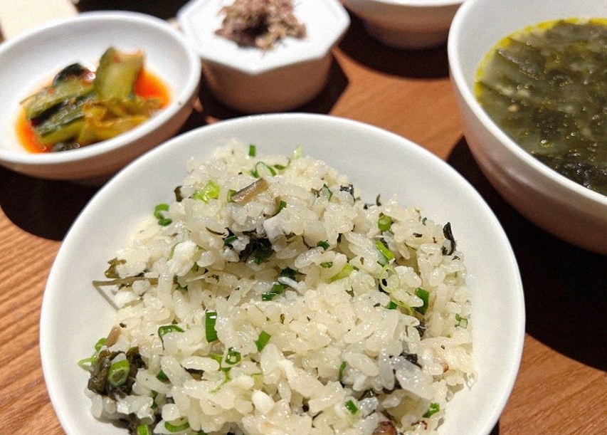 WOOARA Yeouido · the rice course with accompaniments