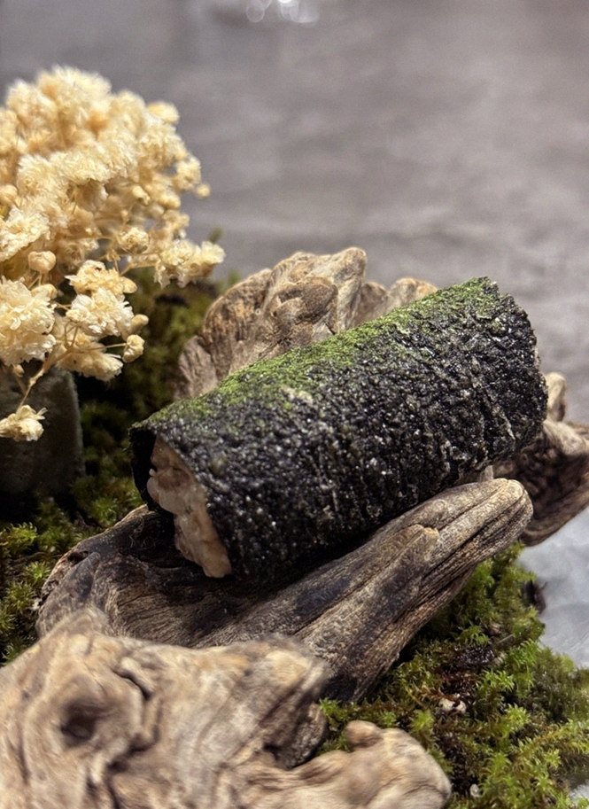 GOWOOGA Gwanghwamun · the signature Hanwoo showing — marbled beef cuts and caviar presented in a display chest