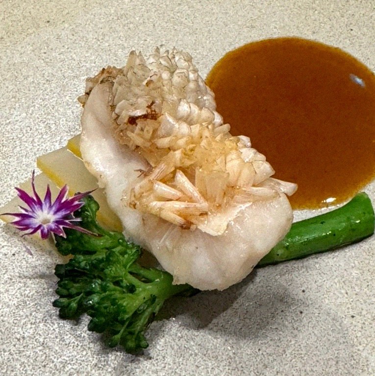 고우가 광화문점 · 안국 역 점심맛집 · 코스에 곁들여지는 해산물 요리