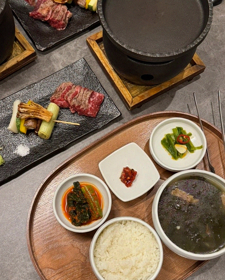 GOWOOGA Gwanghwamun · 精致的韩式小菜