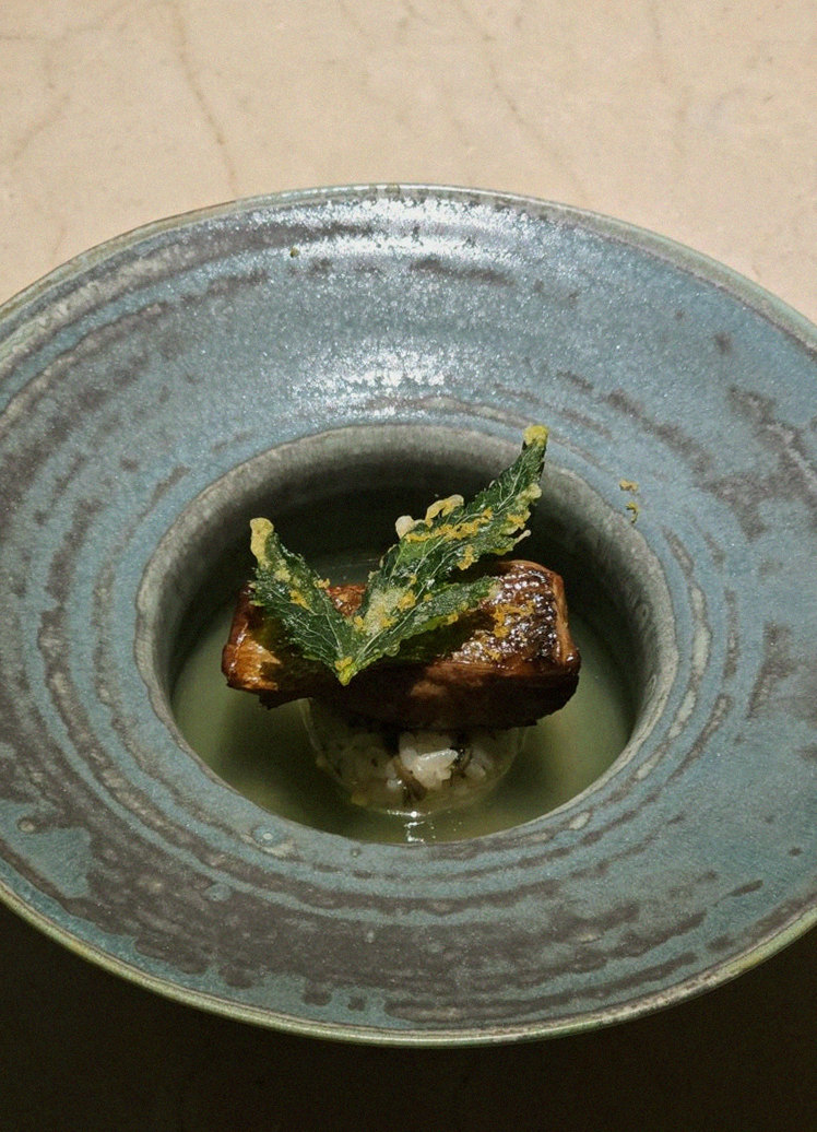 WOOARA Gwanghwamun · a plated course of Hanwoo beef