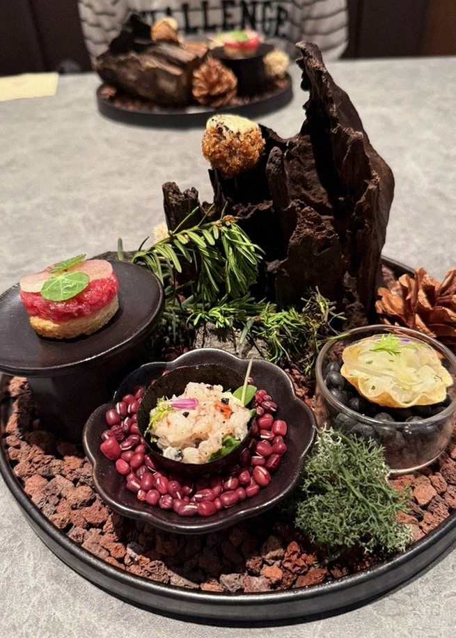 우하나 종각역점 · 서울시청역 맛집 · 신선한 한우 육회
