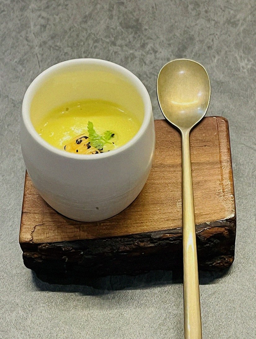 GOWOOGA Yeouido · a warm soup to finish the course