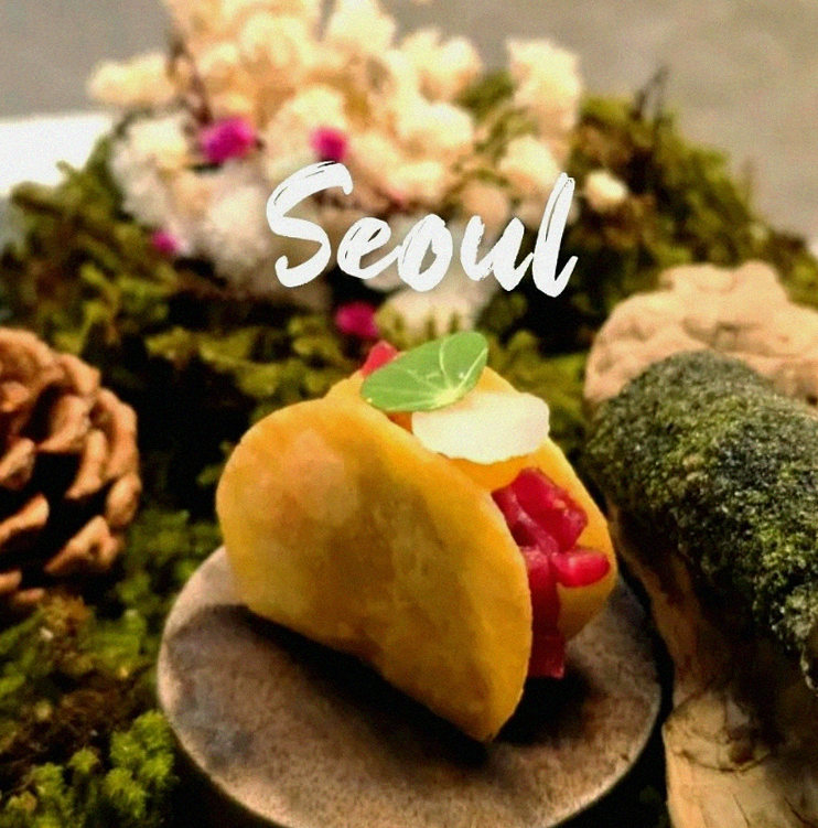 GOWOOGA Yeouido · seafood course served alongside the beef