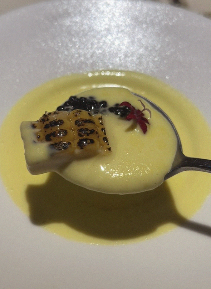WOOARA Gwanghwamun · dessert to close the omakase