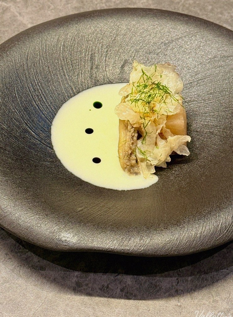 GOWOOGA Yeouido · a plated course of Hanwoo beef