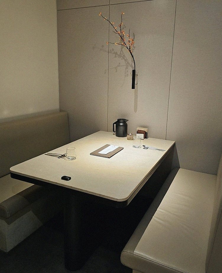 WOOARA Gwanghwamun · 全包厢私密用餐空间