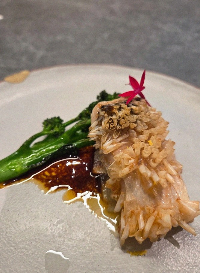 GOWOOGA Gangnam·Yeoksam · 套餐中搭配的海鲜料理