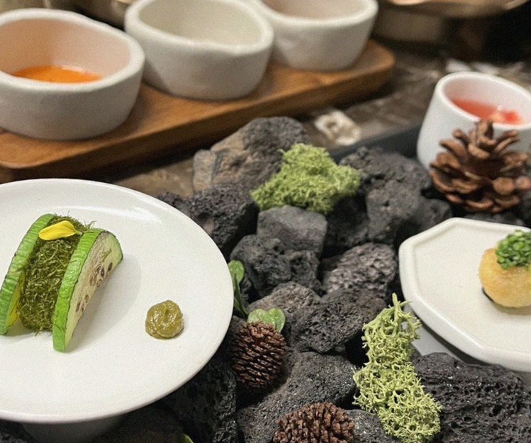 DAEBOJUNG City Hall · a plated course of Hanwoo beef