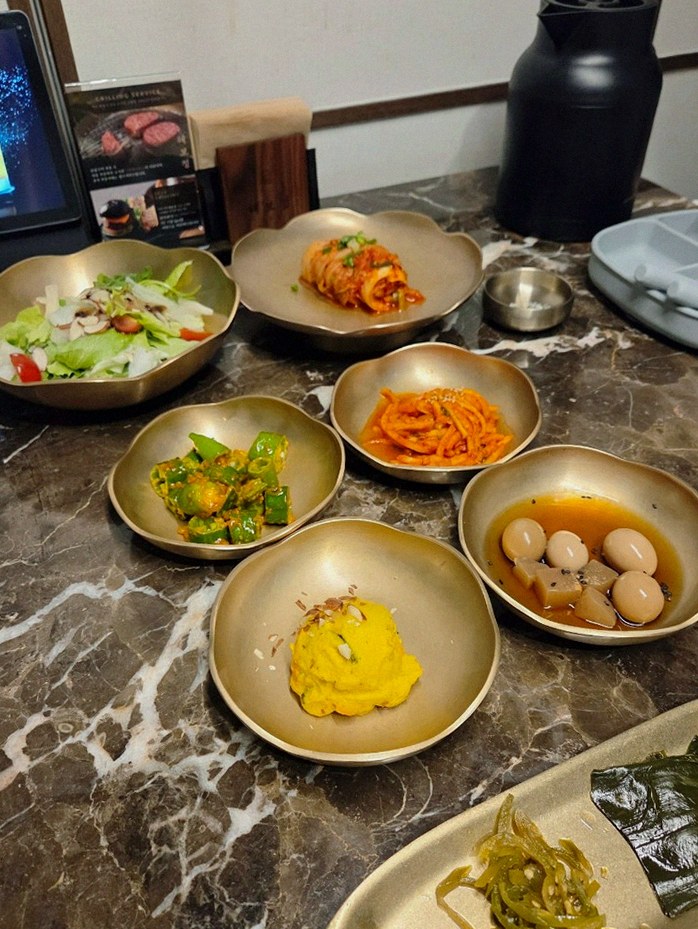 DAEBOJUNG City Hall · assorted Korean side dishes (banchan)