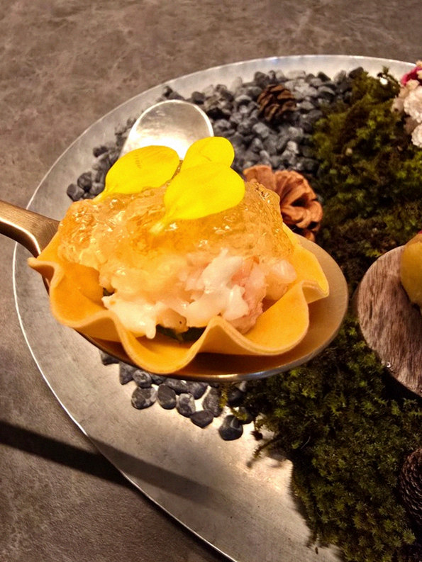 GOWOOGA Yeouido · fresh Hanwoo beef tartare (yukhoe)