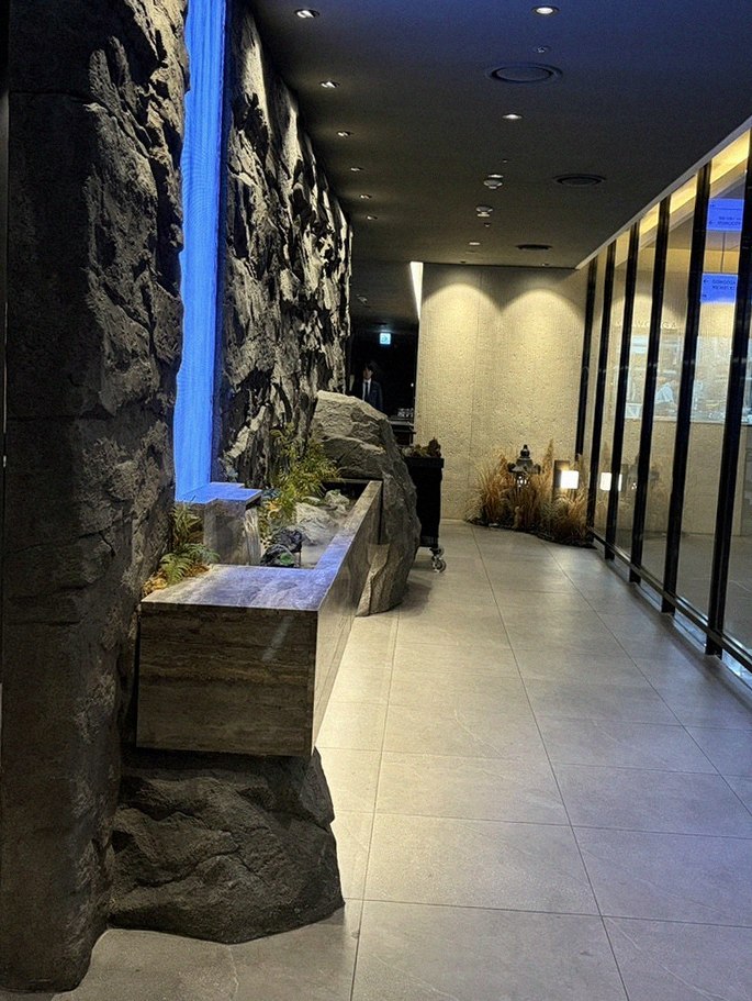 GOWOOGA Gangnam·Yeoksam · a private dining room — every table is a private room
